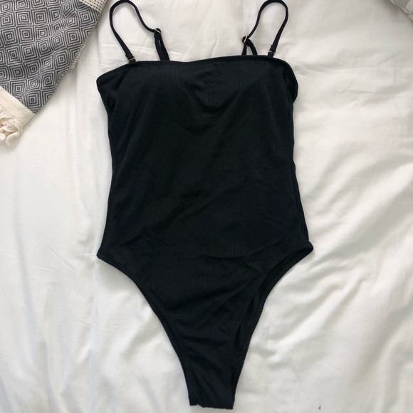 Black one piece bathing suit - Picture 1 of 1